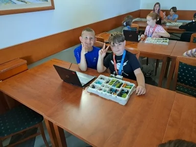 15 2zajecia z konstruowania i programowania robotow